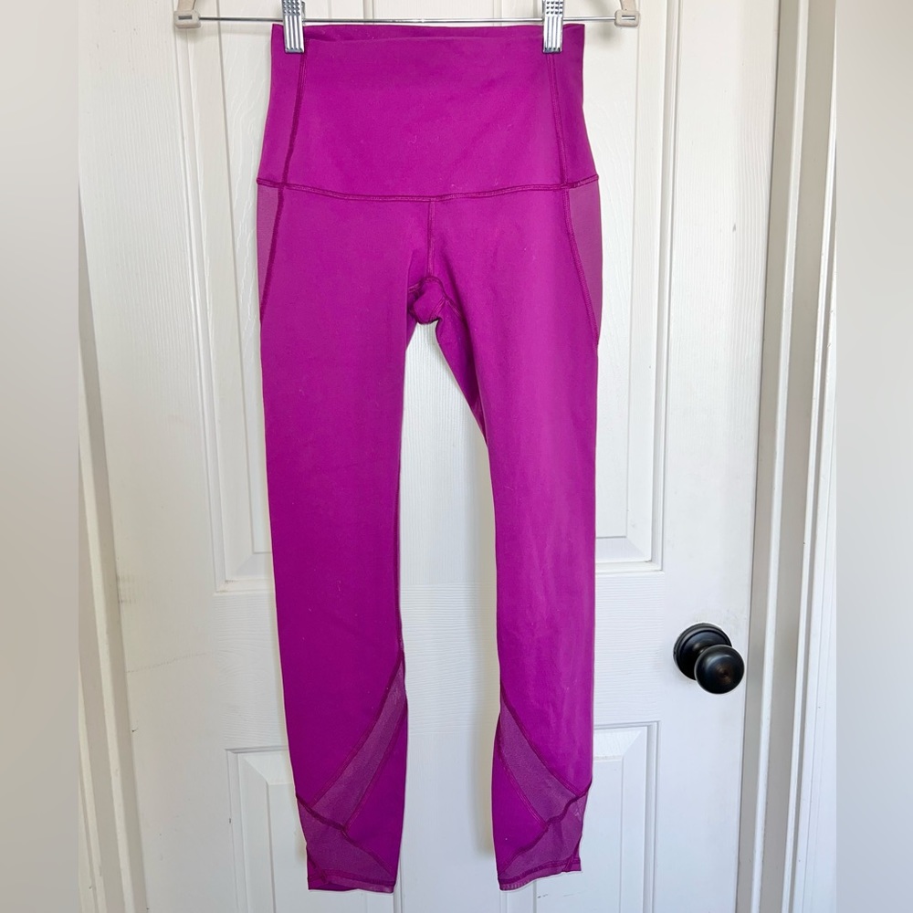 Lululemon 🍋 7/8 High Rise Mesh Panel Magenta Leggings Size 4